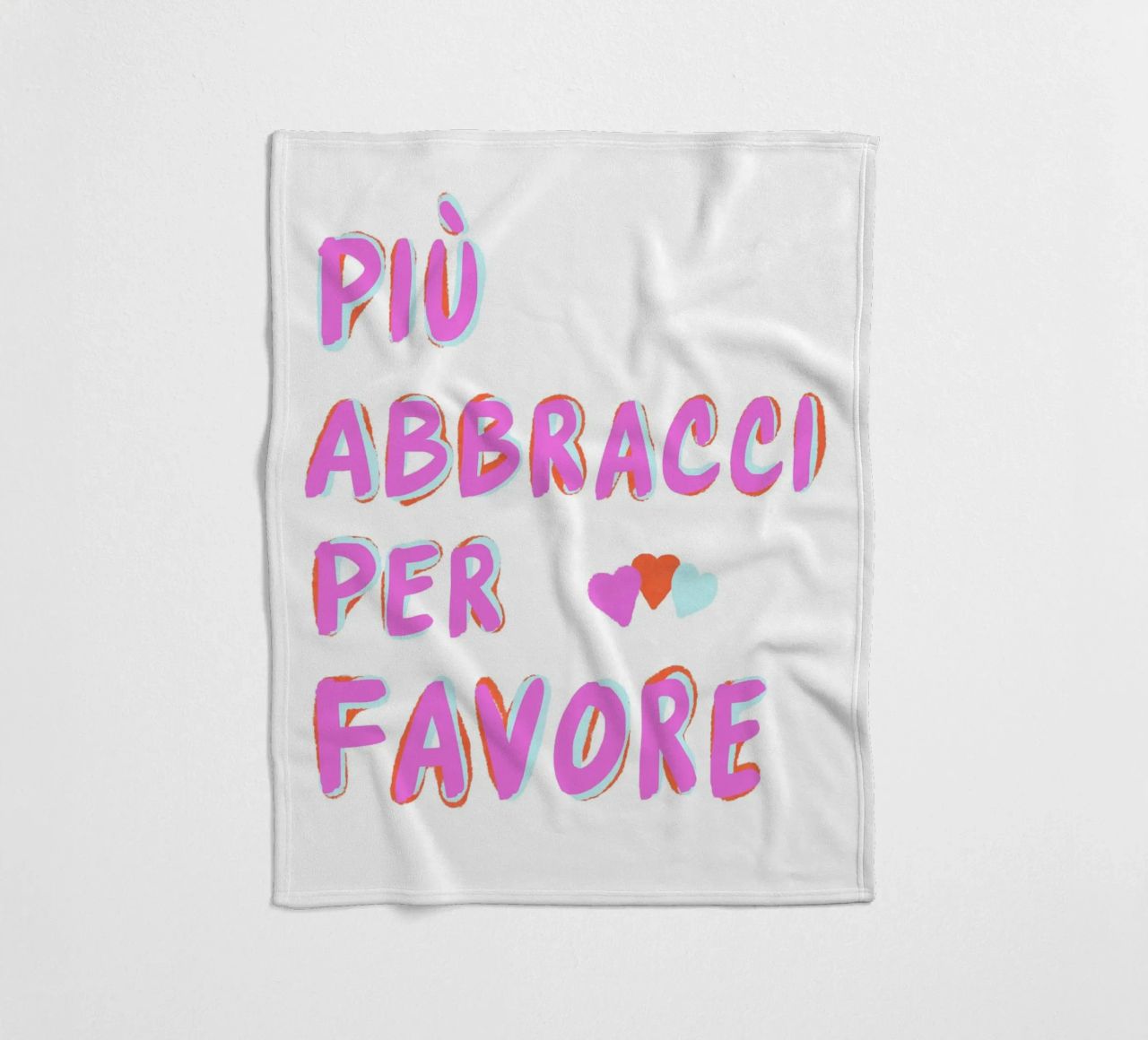 Più abbracci per favore coperta in pile da Carinaprint