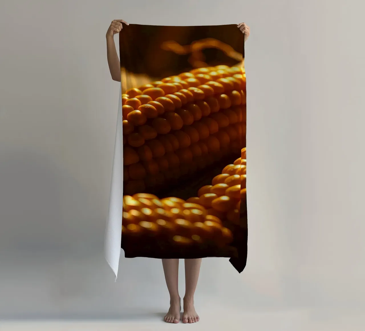 Spighe dorate esposte in un ambiente rustico telo mare da DesignDoodle