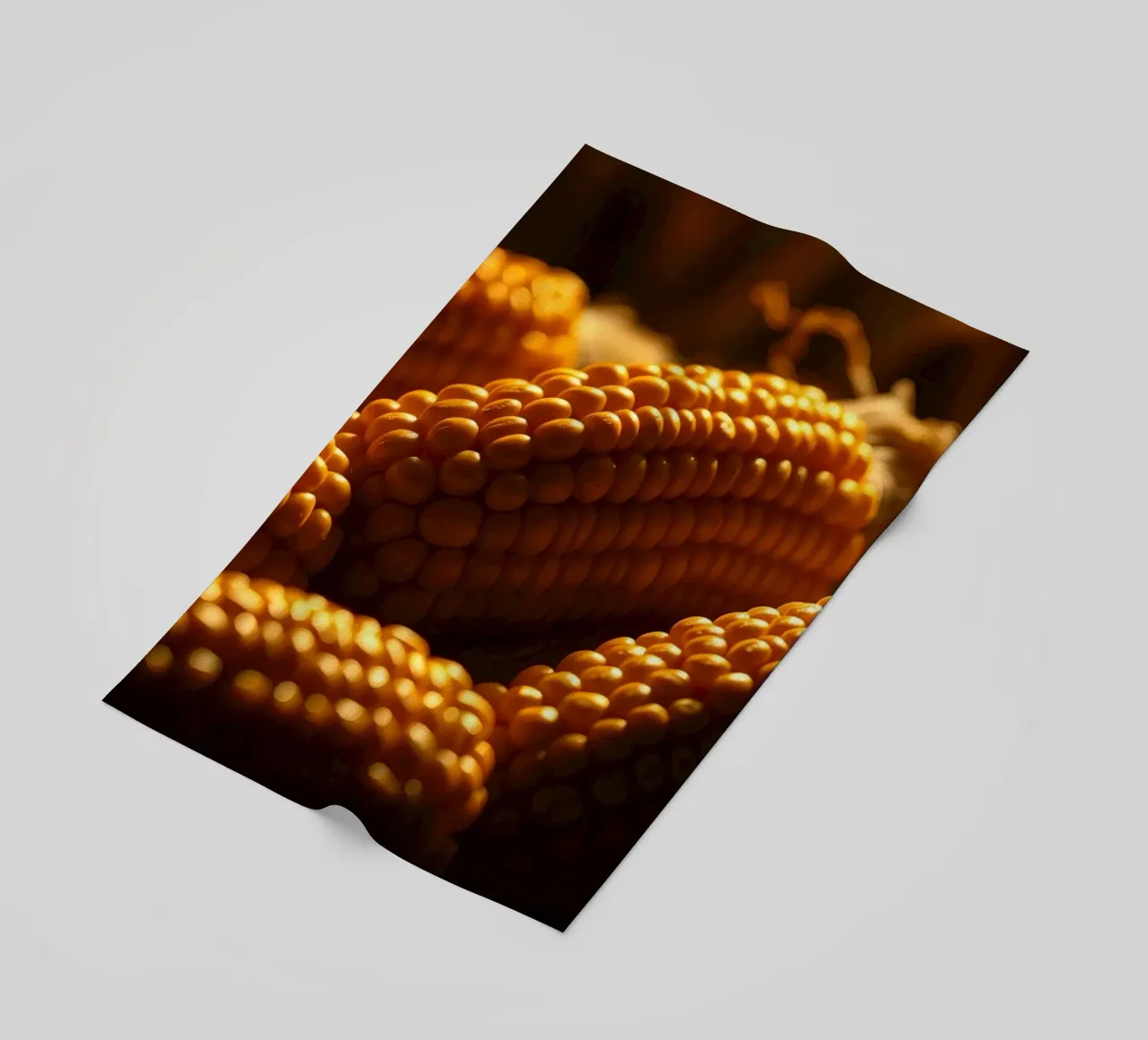 Spighe dorate esposte in un ambiente rustico telo mare da DesignDoodle