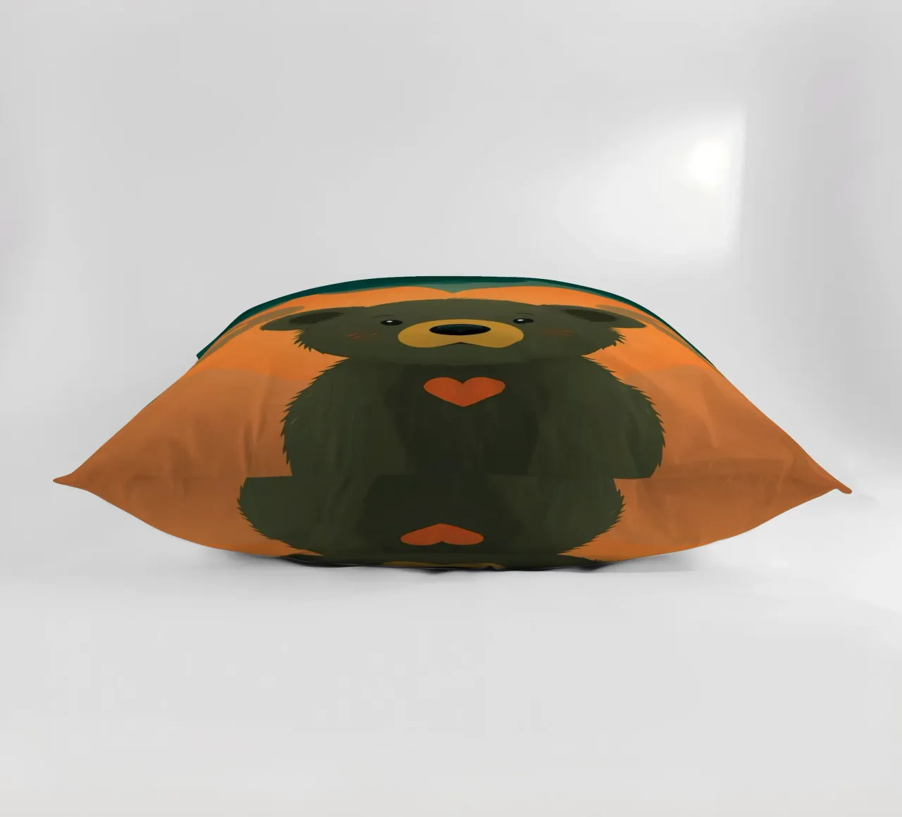 Illustrazione di orso carino con forma di cuore in una foresta cuscino da DesignDoodle