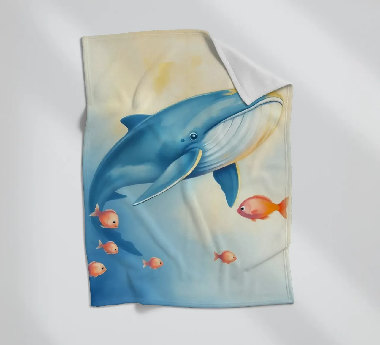 Balena che nuota con piccoli pesci arancioni in una delicata immersione subacquea coperta in pile da DesignDoodle
