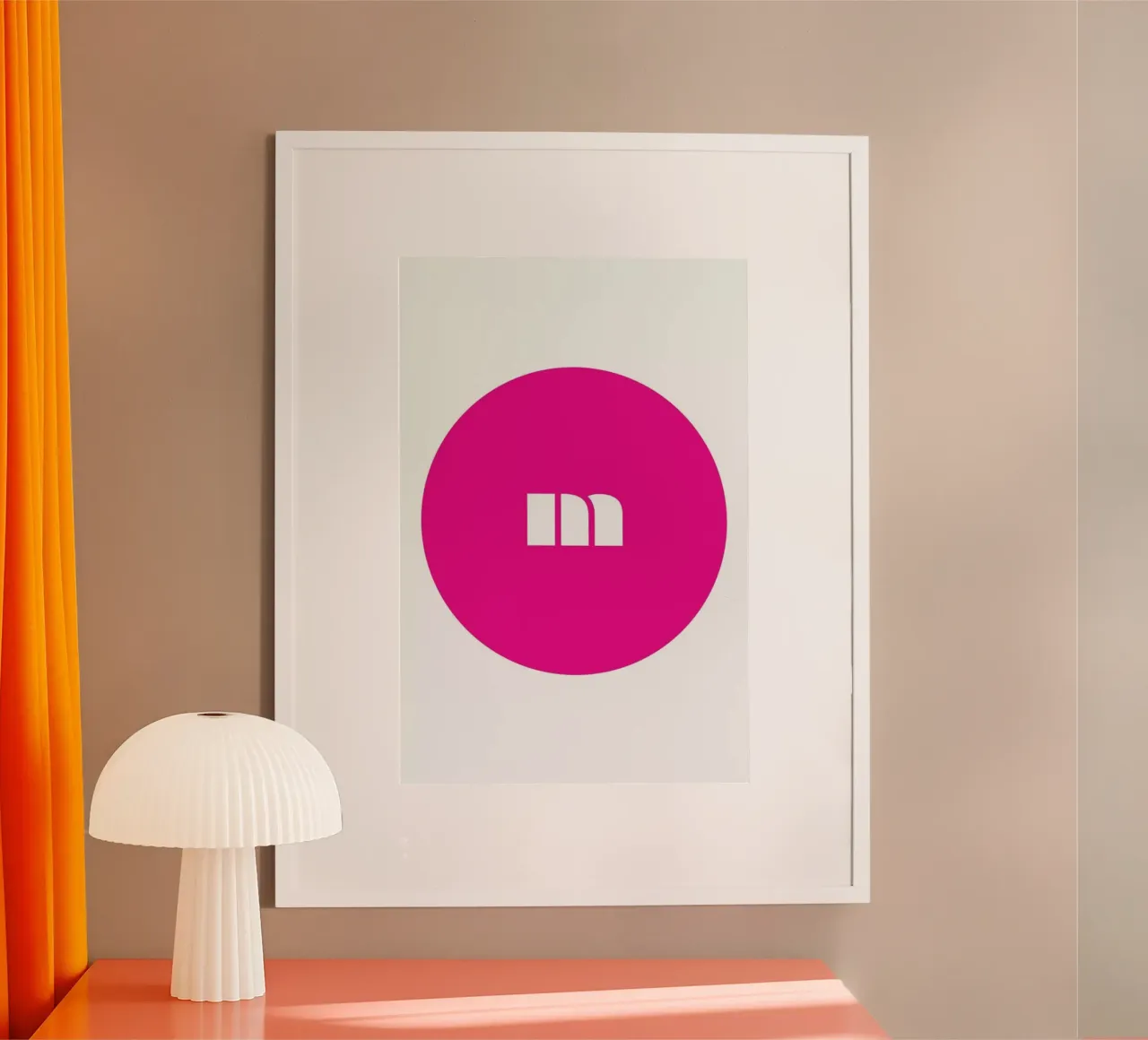 Magenta poster con telaio in legno da Oh Darling