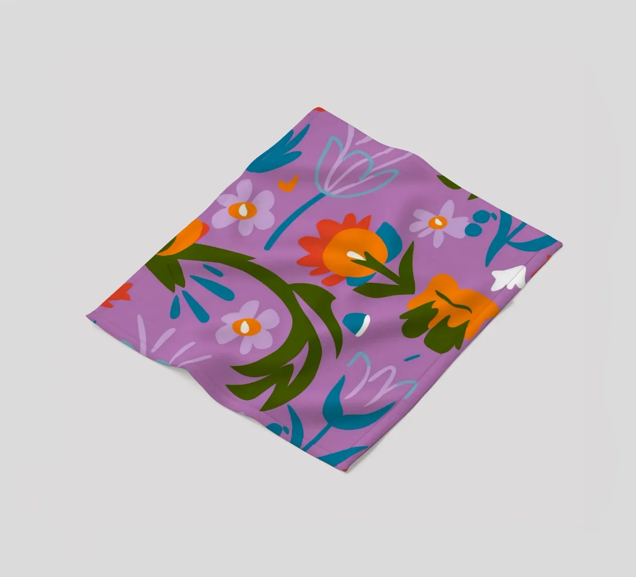 Giungla viola in fiore coperta in pile da Ember Stone