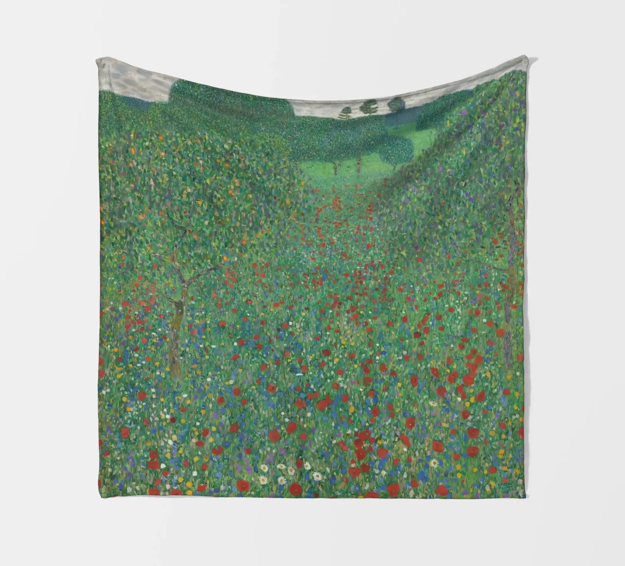 ci sono molti fiori in giardino coperta in pile da D1 Shop