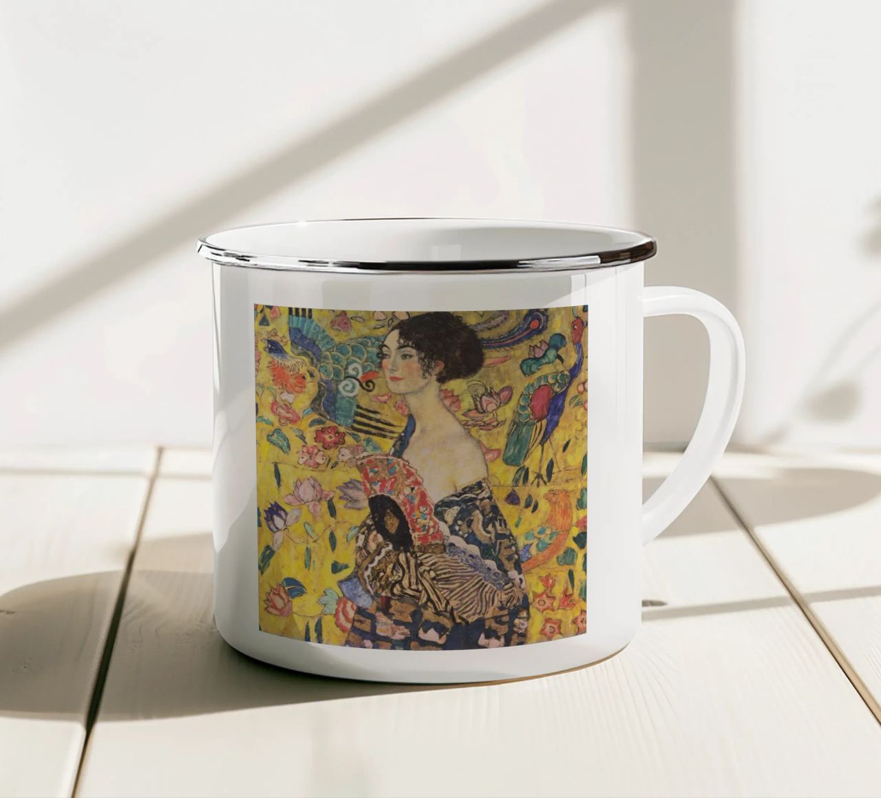 Signora con ventaglio tazza in smalto da D1 Shop
