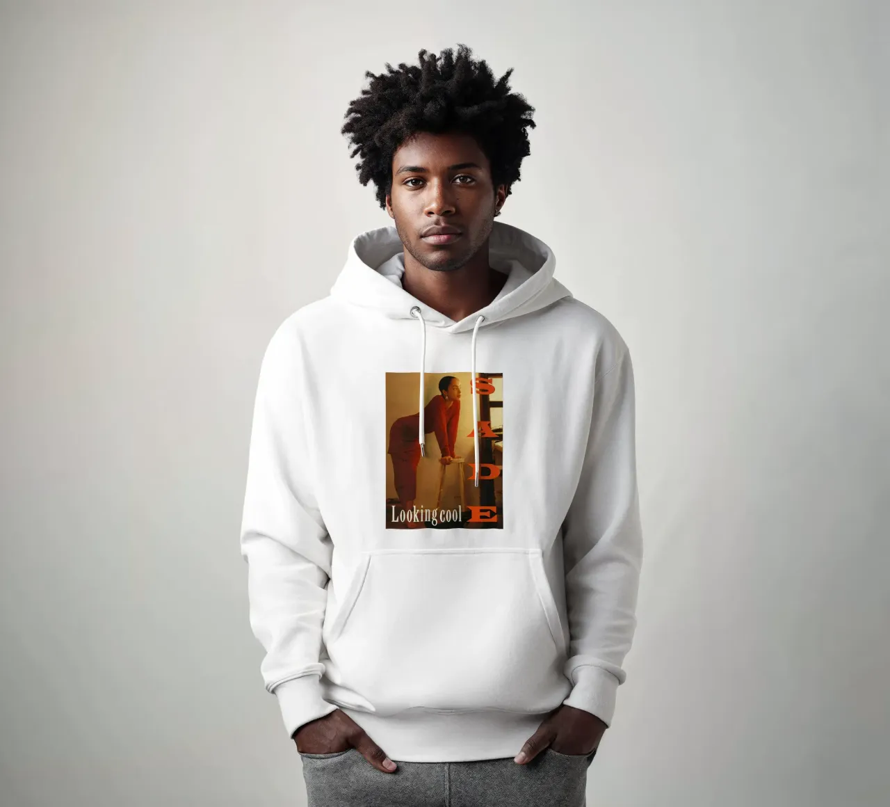 Sade Iconic Style felpa con cappuccio da Attaboy Dsgn