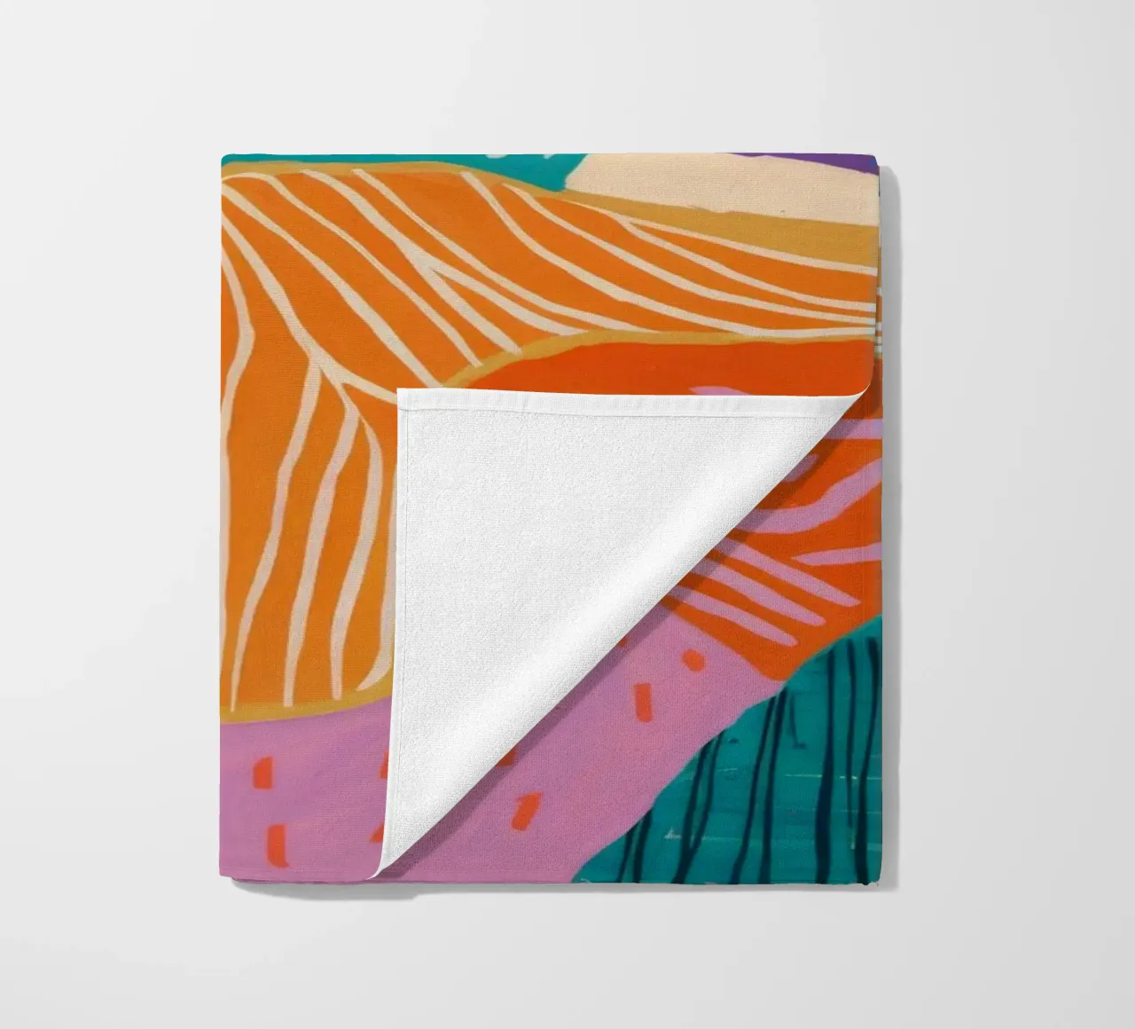 Abstract landschap met structuur strandhanddoek van Ember Stone