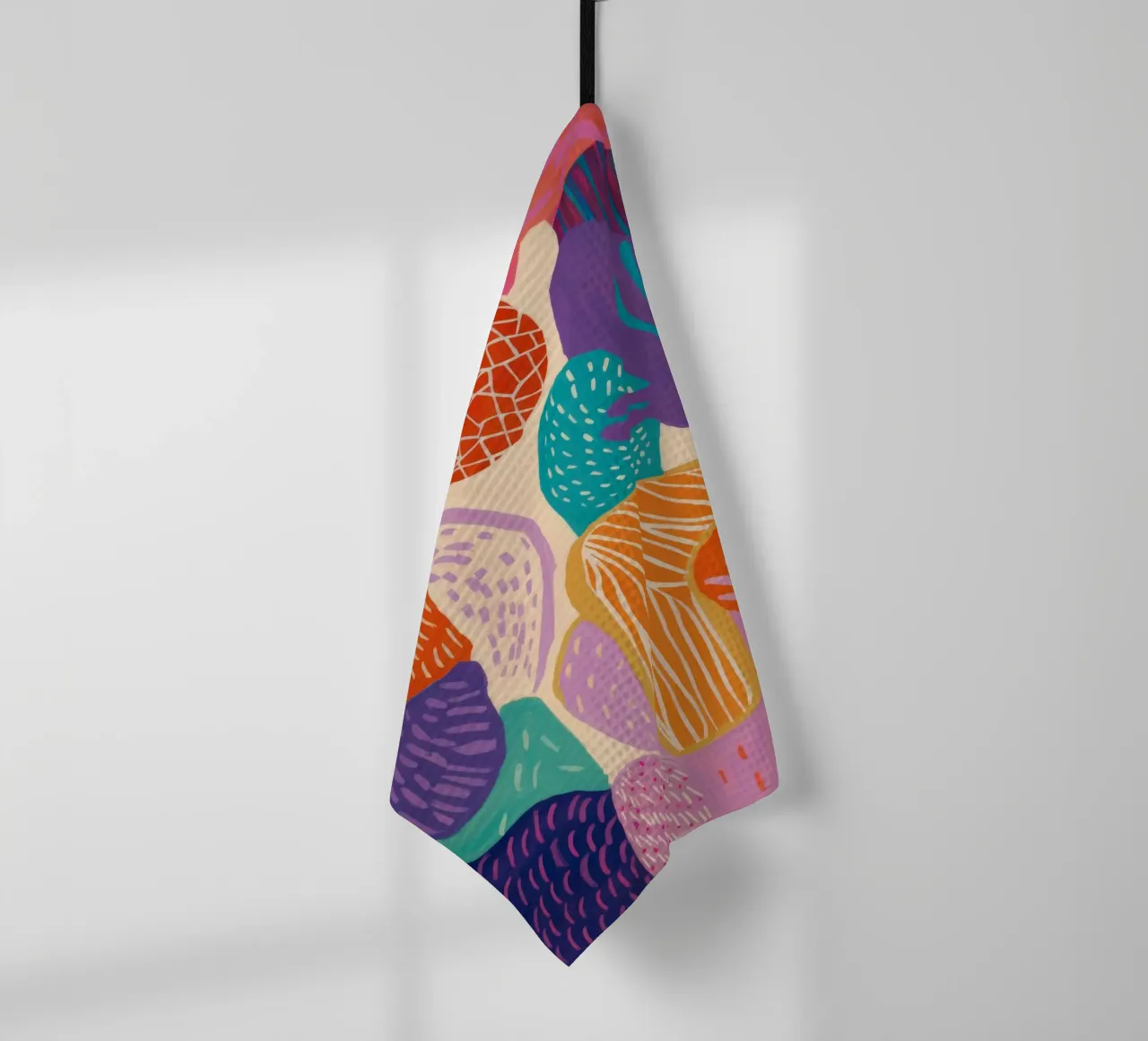 Abstract landschap met structuur theedoek van Ember Stone