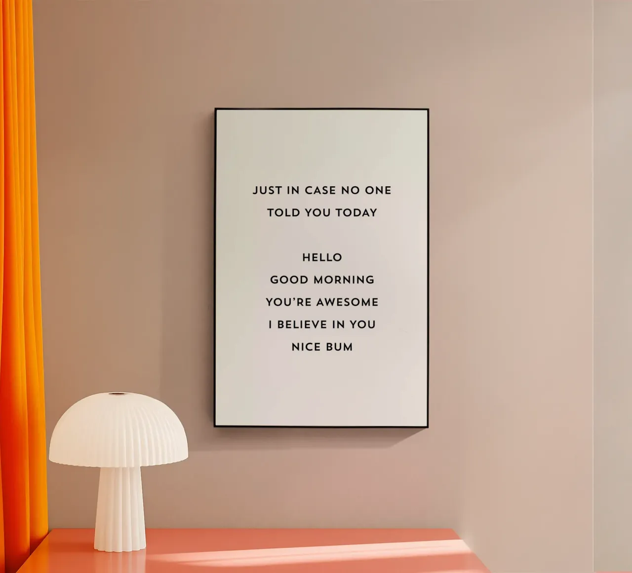 Nice Bum plexiglass da Mottos by Sinan Saydik