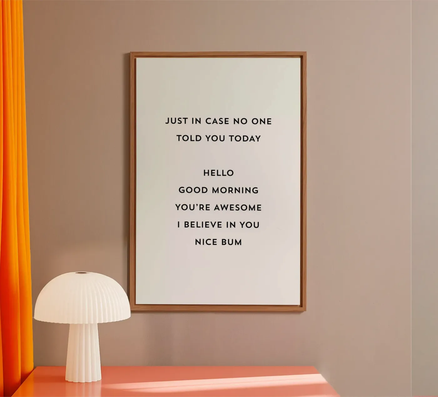 Nice Bum alluminio dibond da Mottos by Sinan Saydik