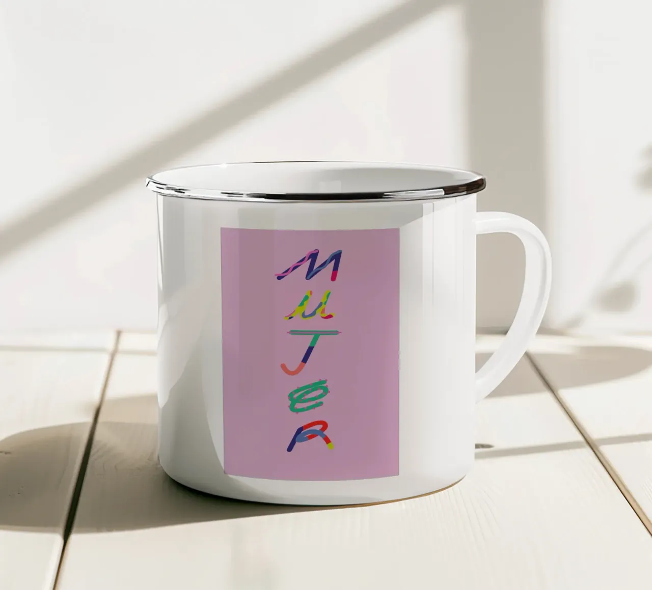 Mujer tazza in smalto da Mariery Young
