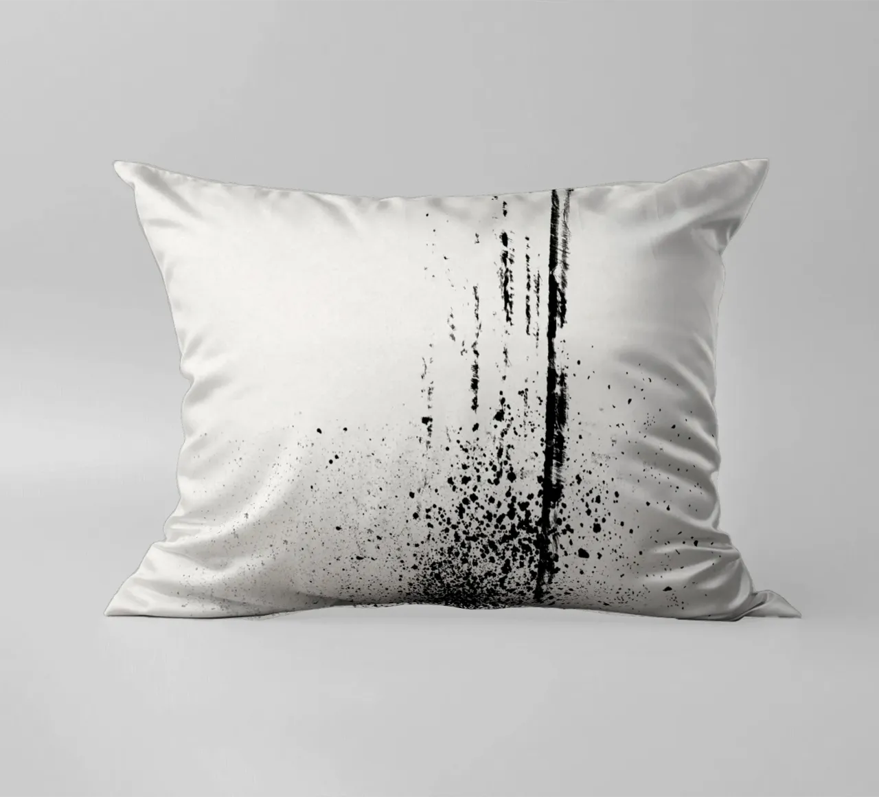 Modern abstract of paint splatters cream background cuscino da Imaginative