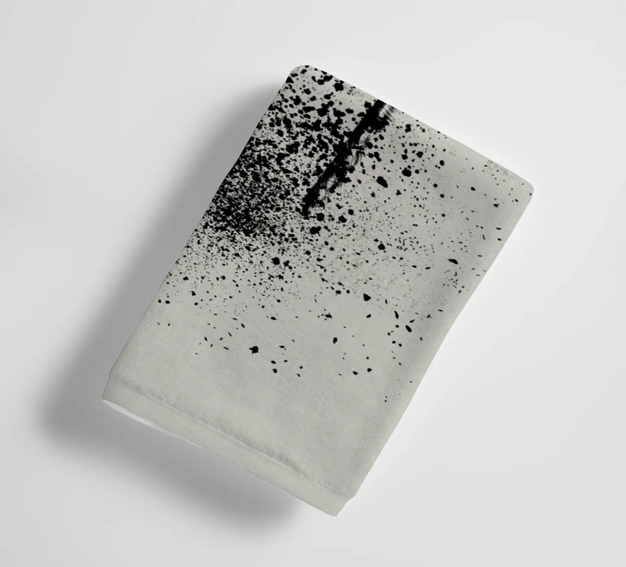 Modern abstract of paint splatters gray background asciugamano da bagno da Imaginative