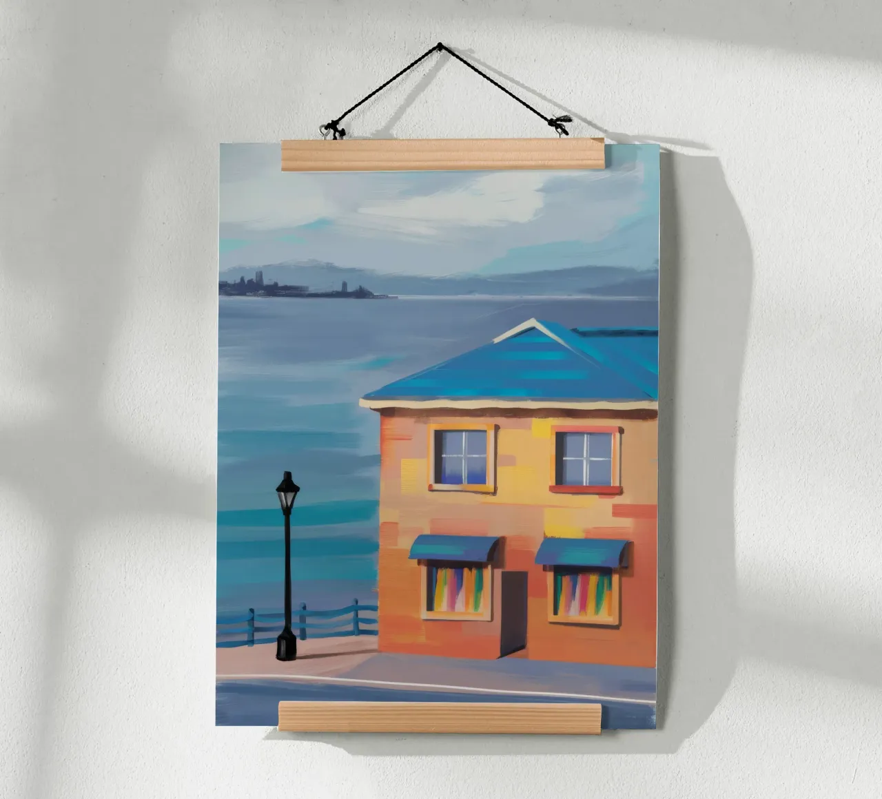 Luce di calma costiera poster con telaio in legno da Lumi Eyes