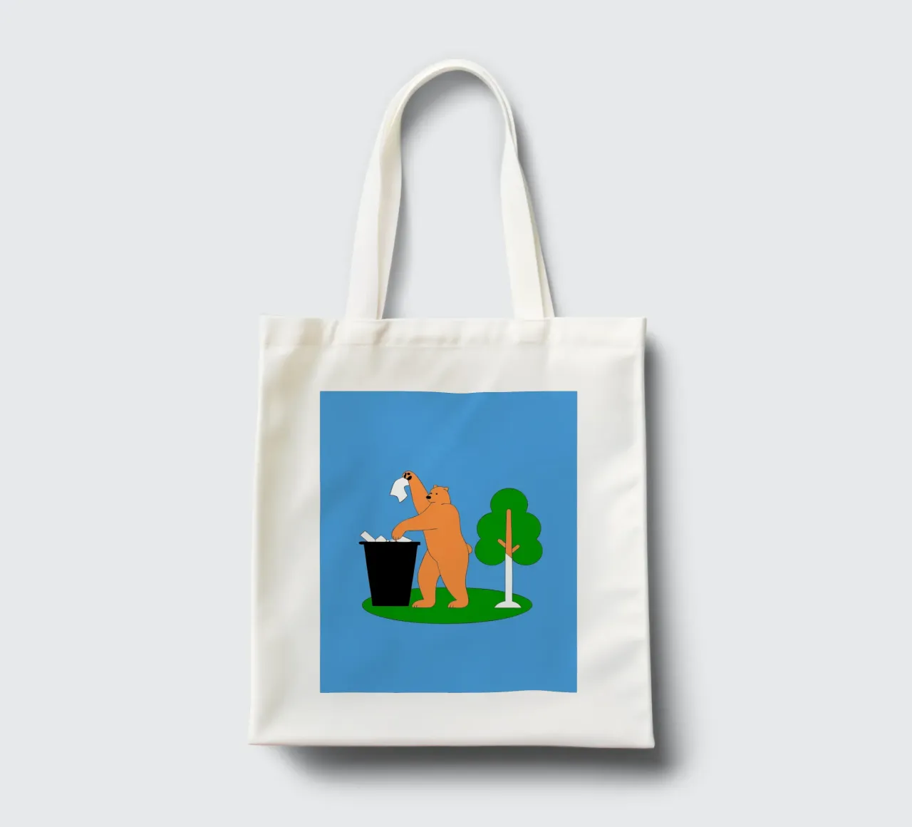 L'orso getta la spazzatura borsa in juta da OUR SHOP