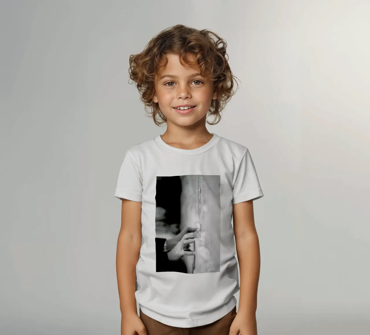 Prayer kinder t-shirt van Tal Paz-Fridman
