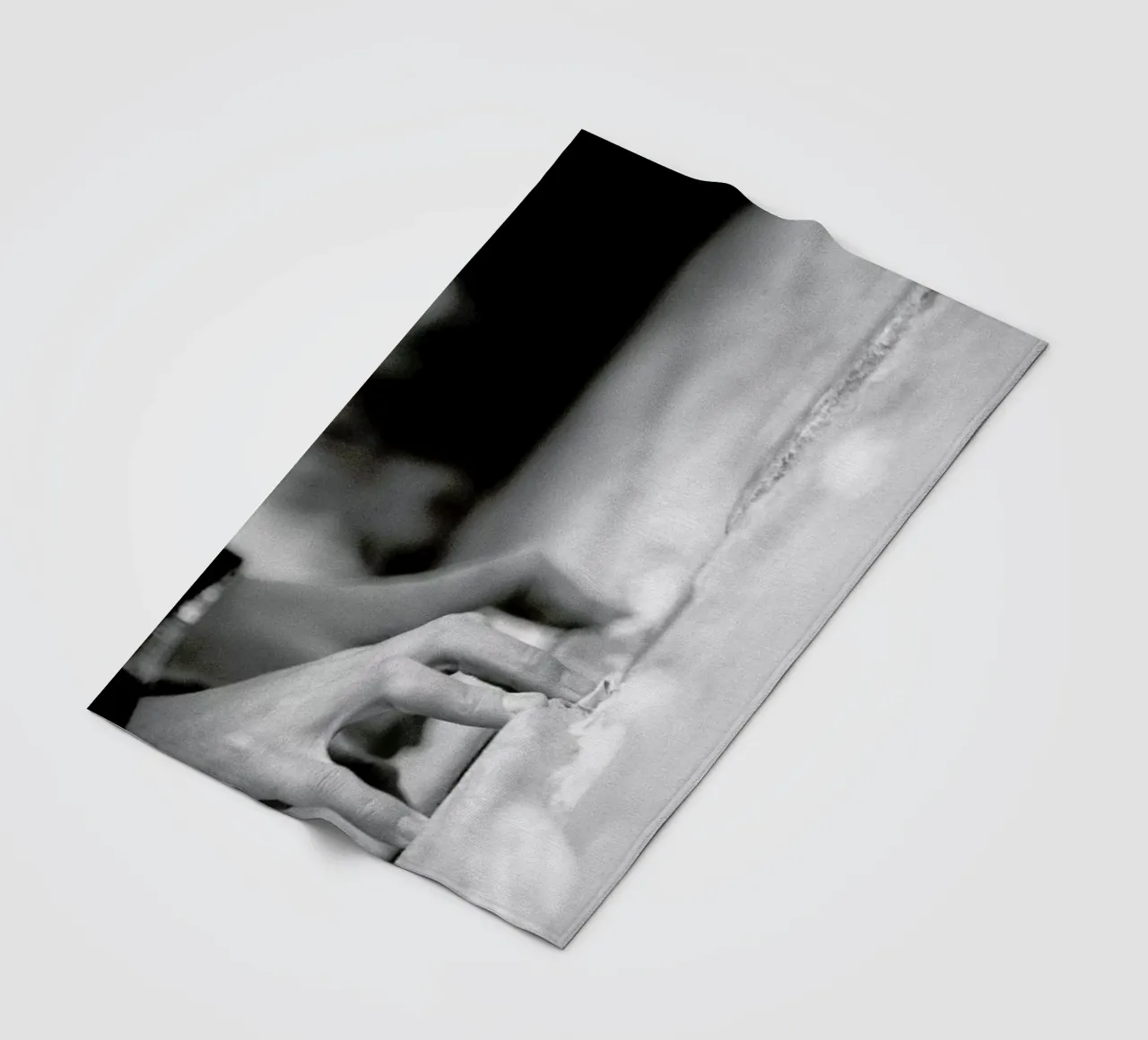 Prayer plaid polaire de Tal Paz-Fridman