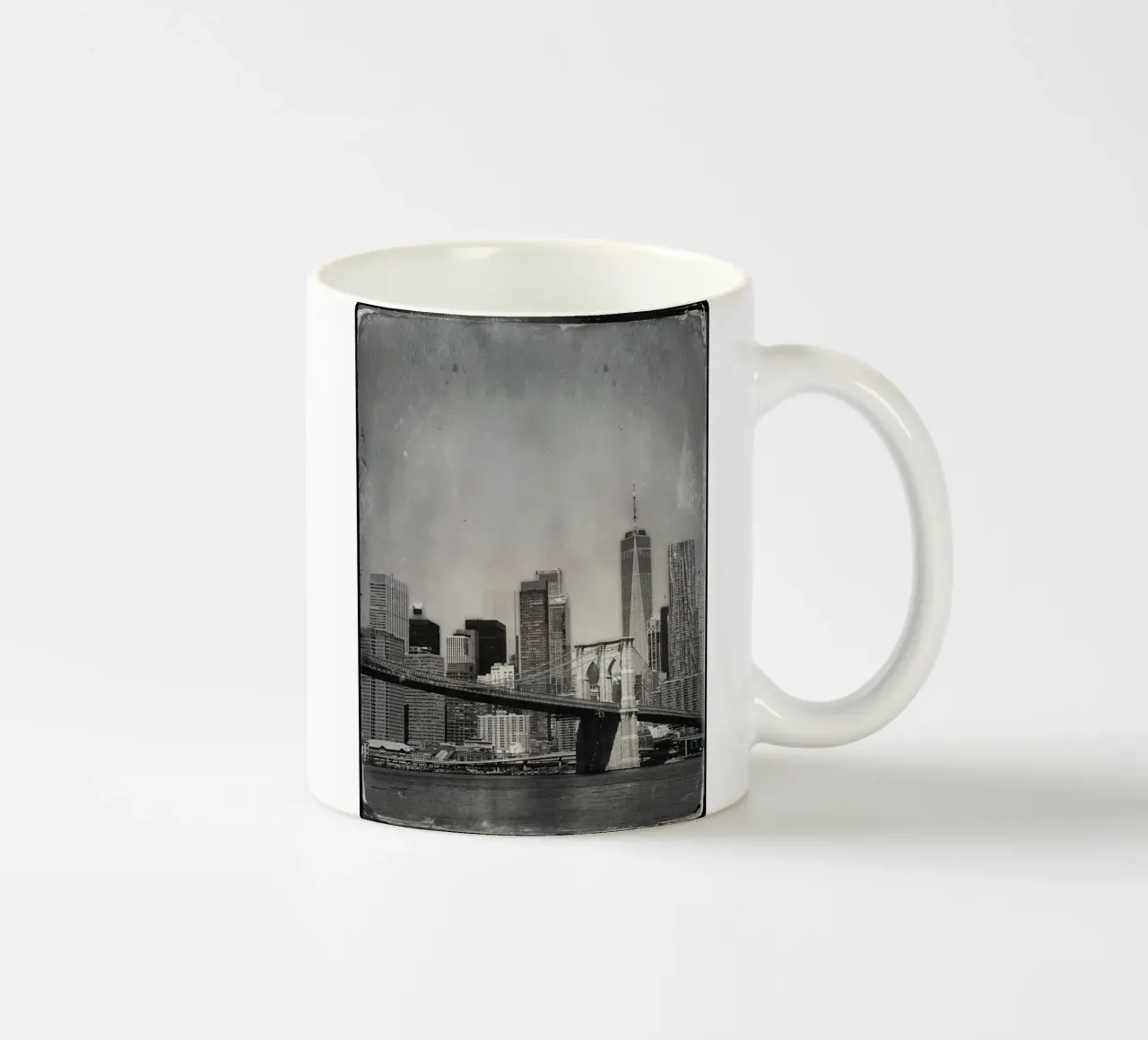 New York tazza in ceramica da Flo Klein