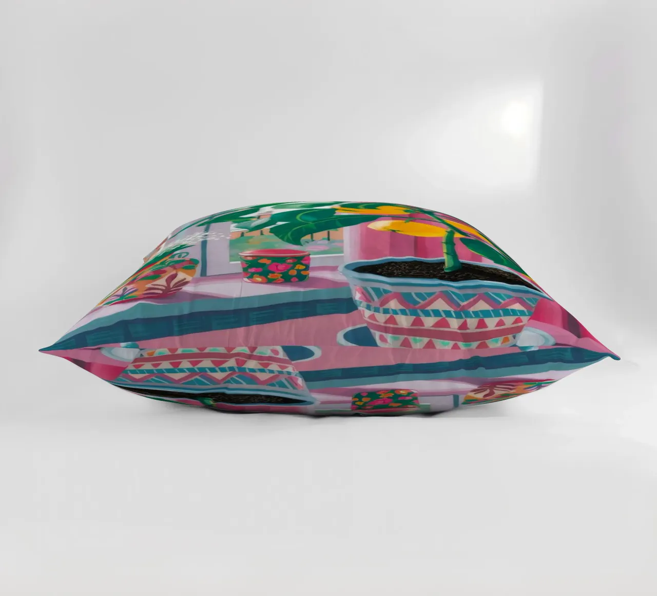 Sonnenbeschienene Zitrone Repose Kissen von Chroma Haven