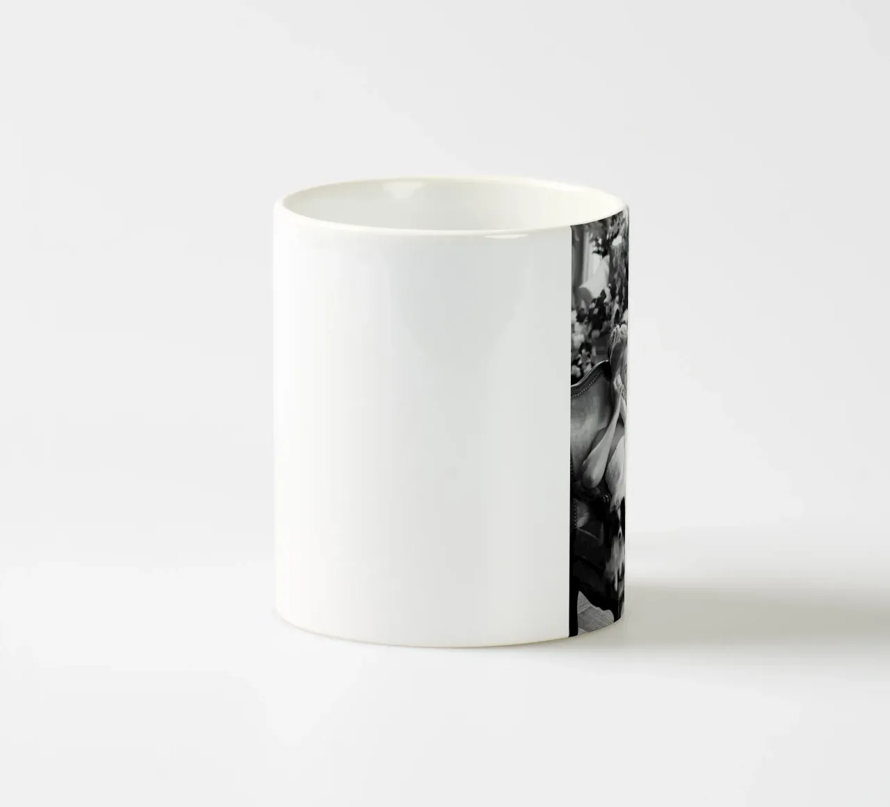 Hello baby tazza in ceramica da Martin studio