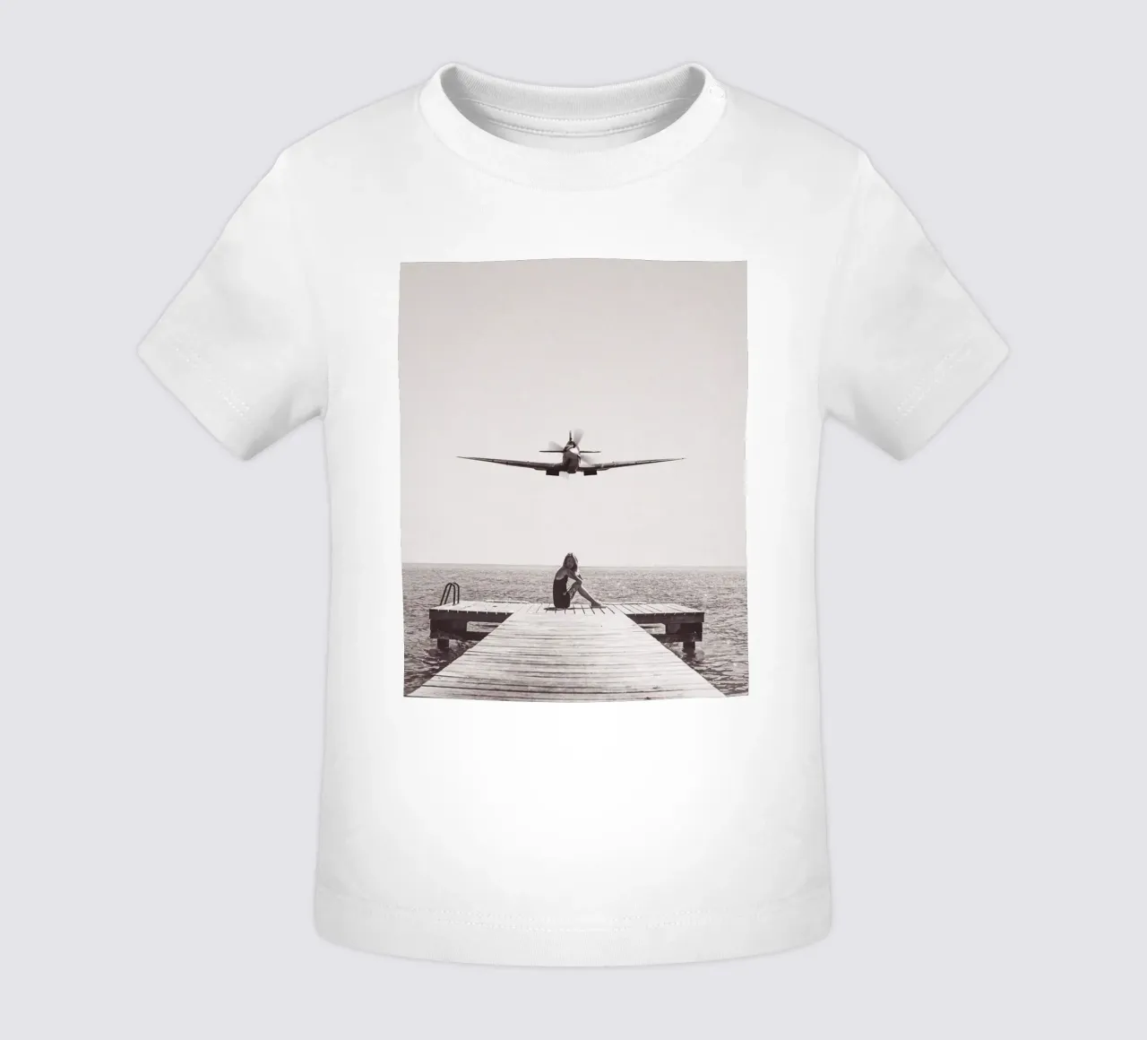 Chica En La playa lateral camiseta de bebé de Martin studio