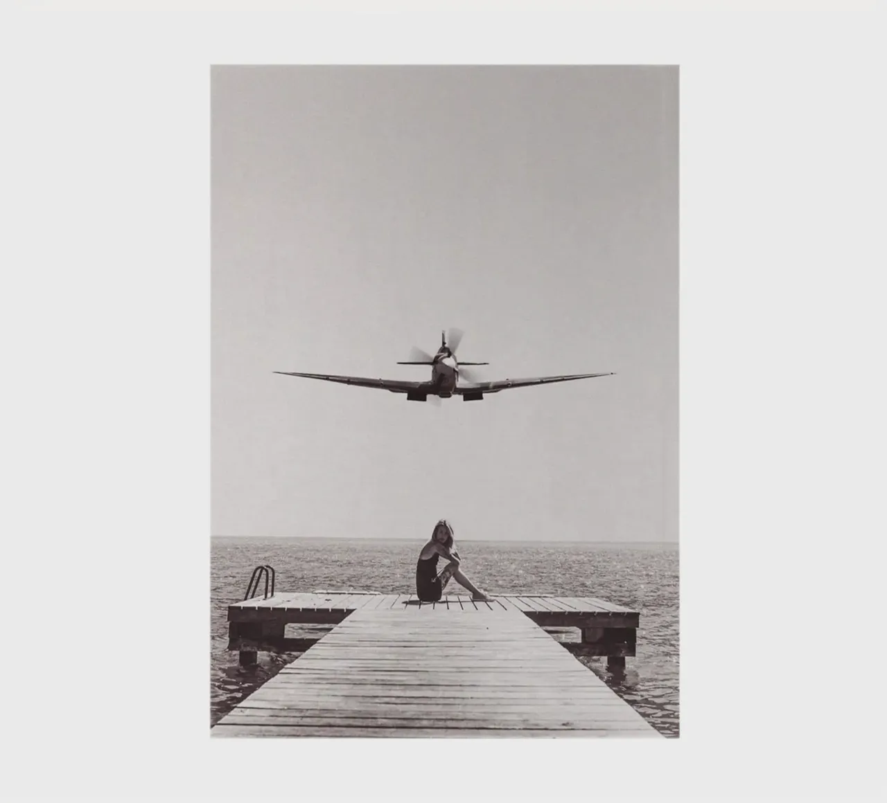 Ragazza in spiaggia diario da Martin studio