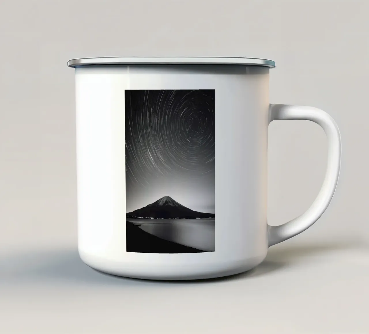 Sentieri stellari del Monte Fuji tazza in smalto da Indigo Tides Art