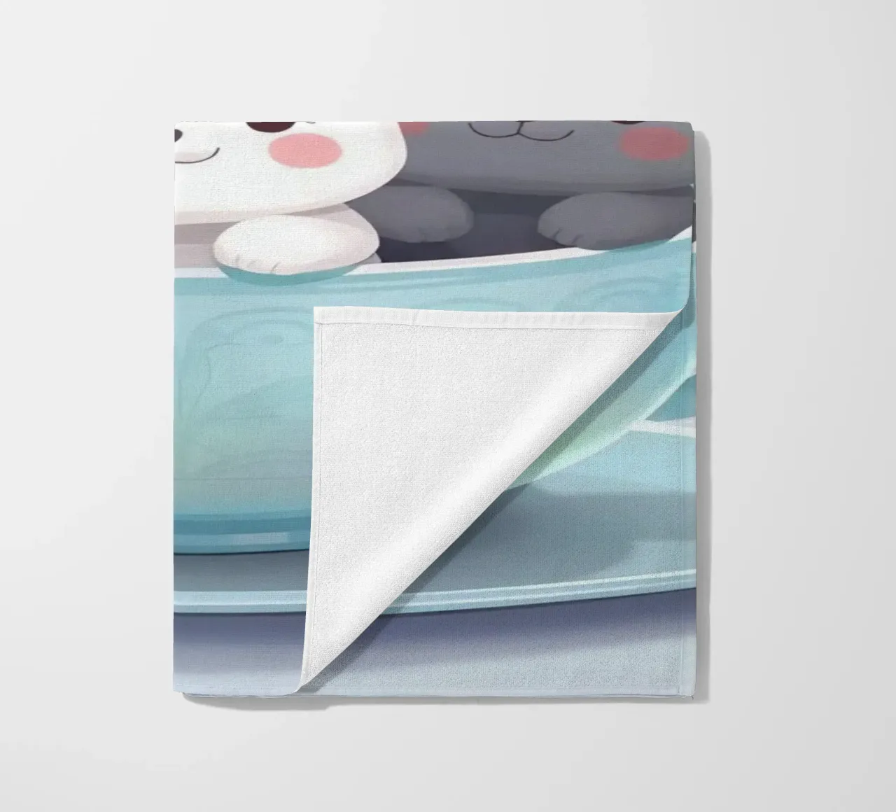 Simpatici animali dei cartoni animati che riposano in una tazza da tè telo mare da DesignDoodle