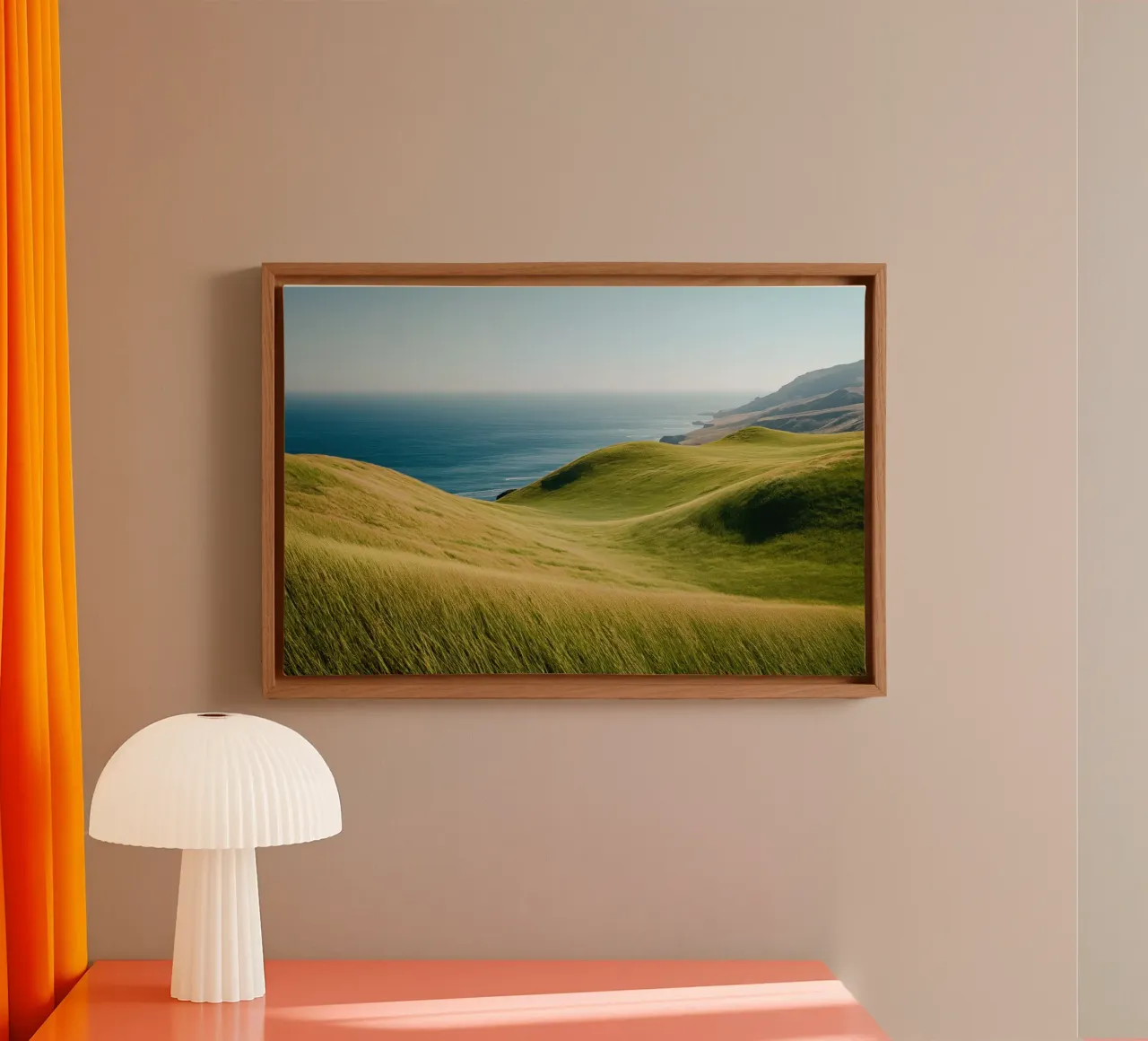 Colline verdi costiere e oceano tela con Cornice a cassetta da Indigo Tides Art