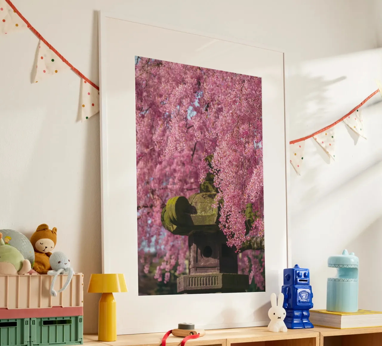 fiori di ciliegio fiori rosa poster con telaio in legno da Earthly Visions