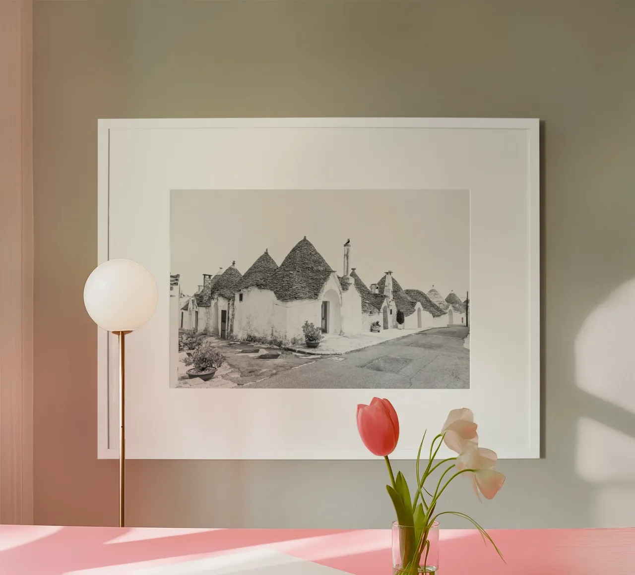 Trulli street in Alberobello poster con telaio in alluminio da photolovers