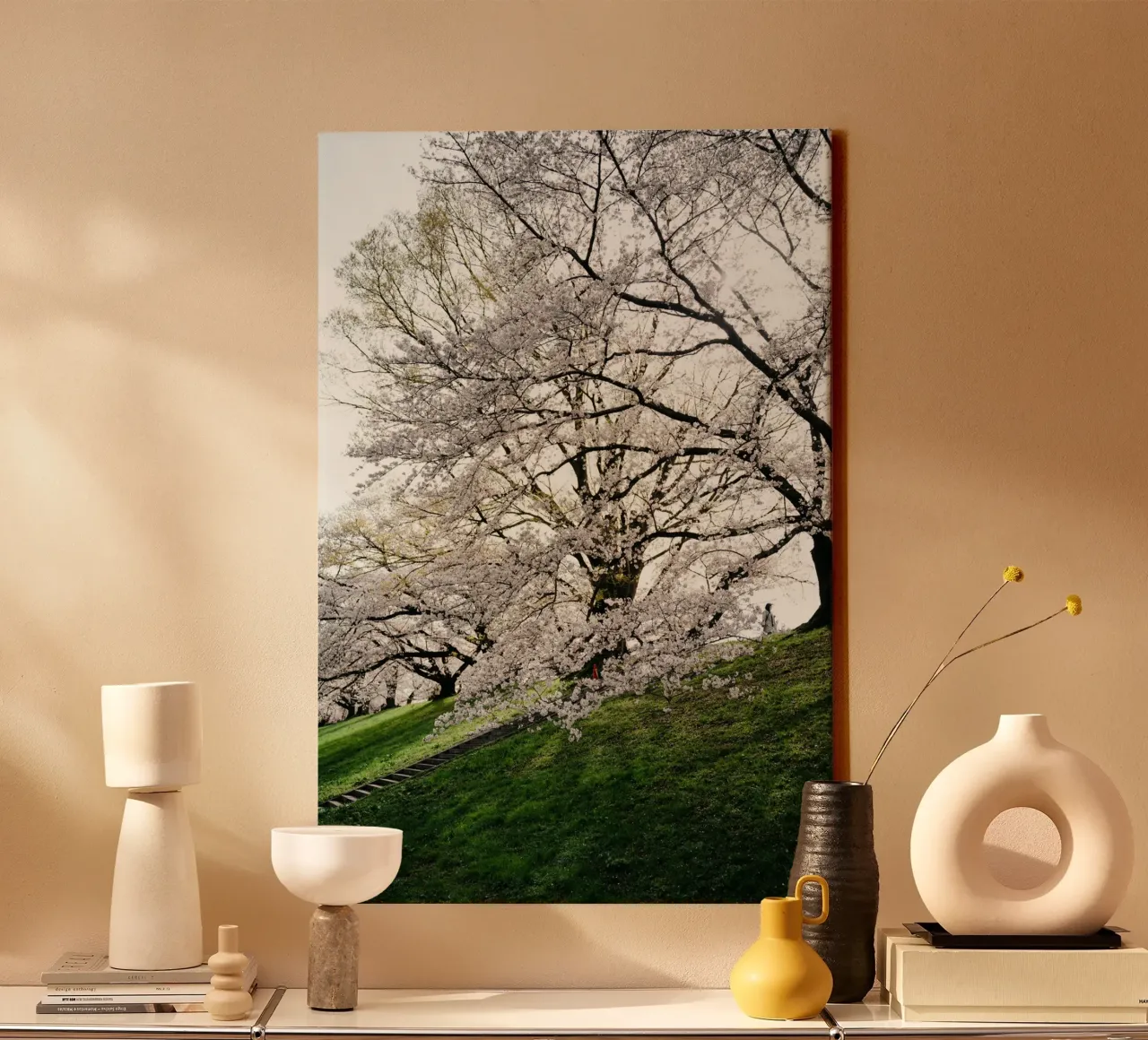 ciliegio in fiore tela con Cornice a cassetta da Earthly Visions