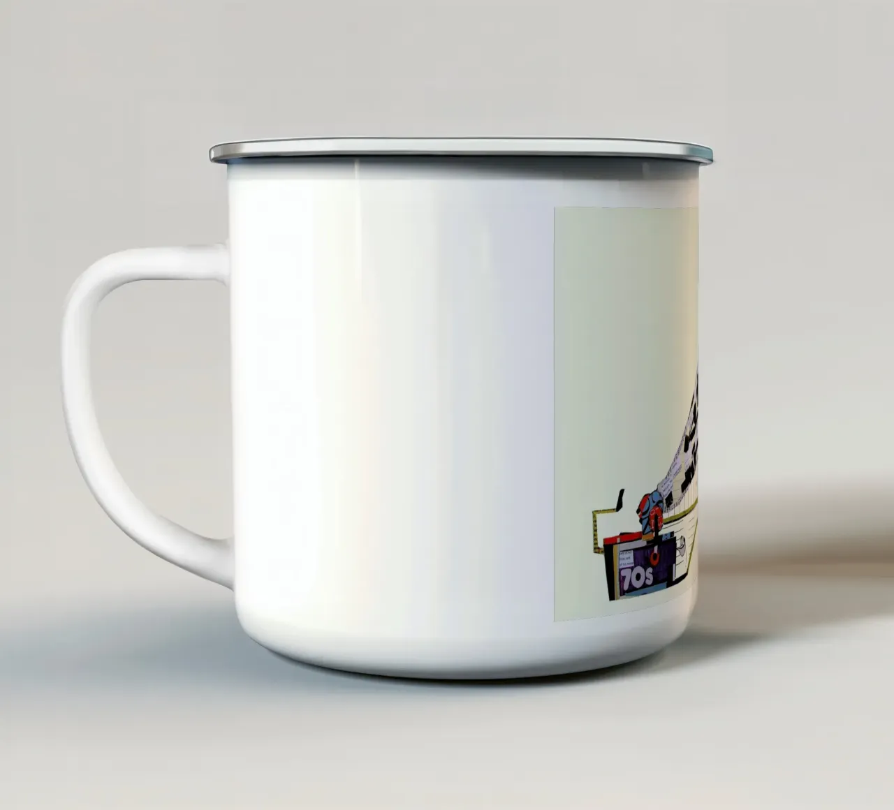 the i pup tazza in smalto da Brian Buckley