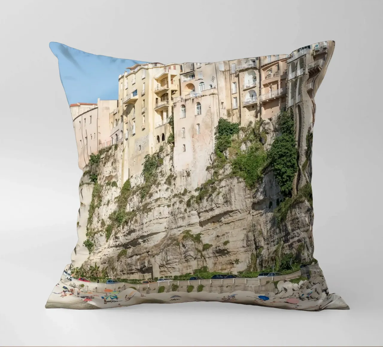 Tropea and the beach cuscino da photolovers
