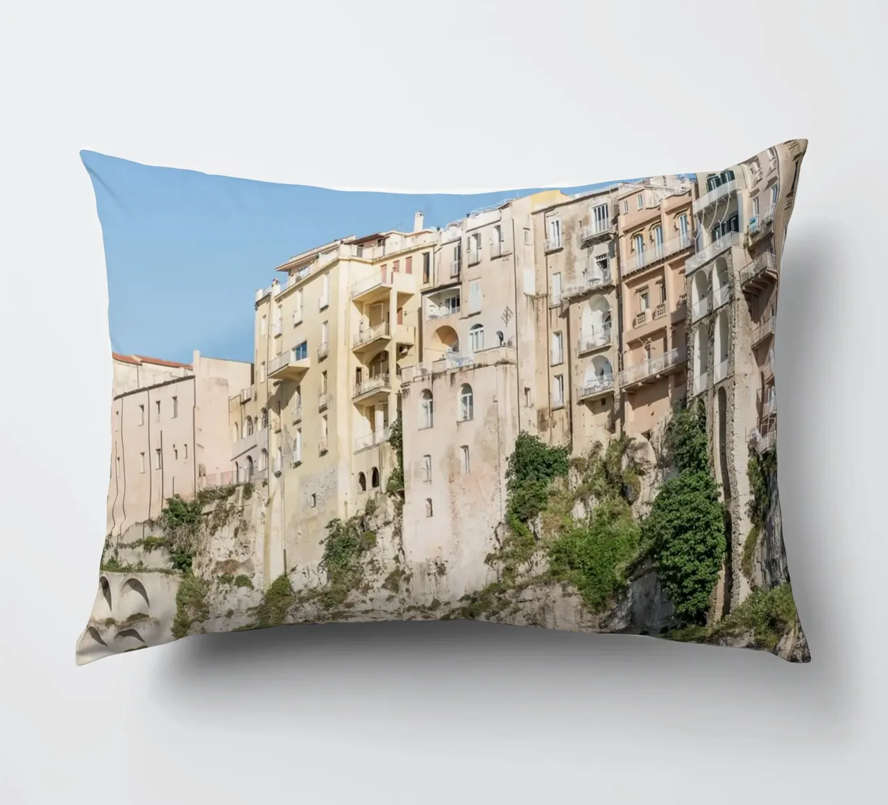 Tropea and the beach cuscino da photolovers