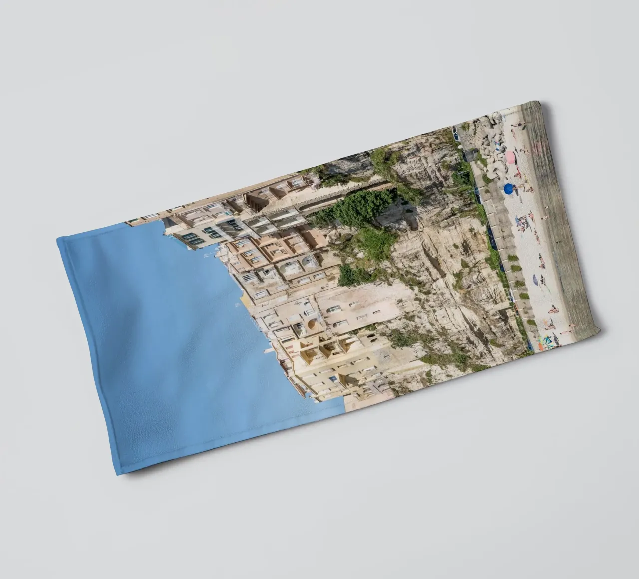 Tropea and the beach asciugamano da bagno da photolovers