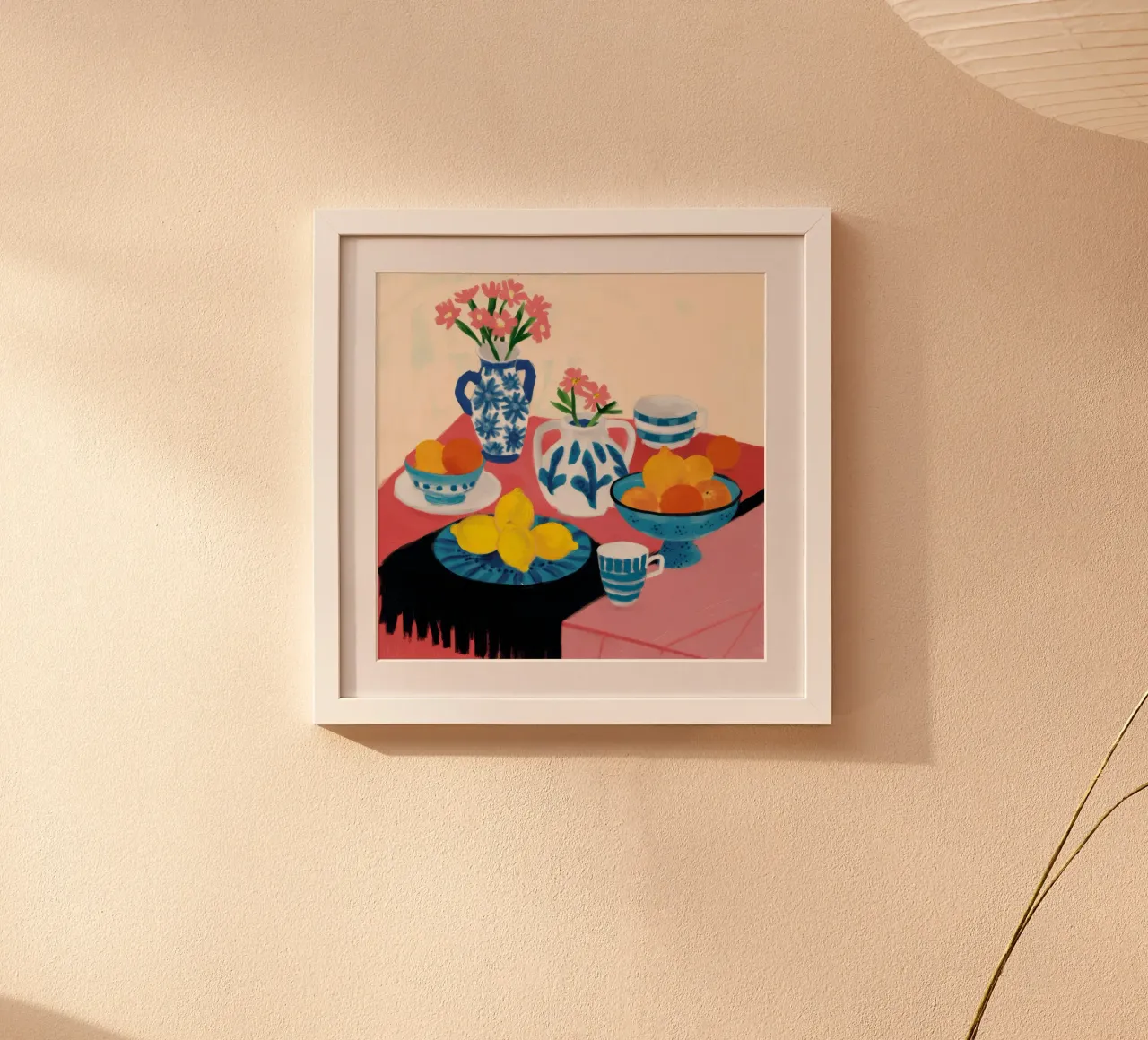Una vibrante natura morta poster con telaio in legno da Haven Mirage