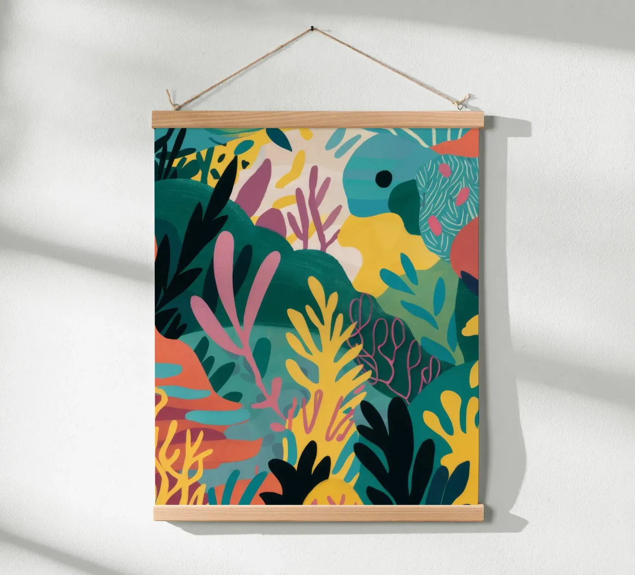 Sogno di giungla lussureggiante poster con telaio in legno da Haven Mirage