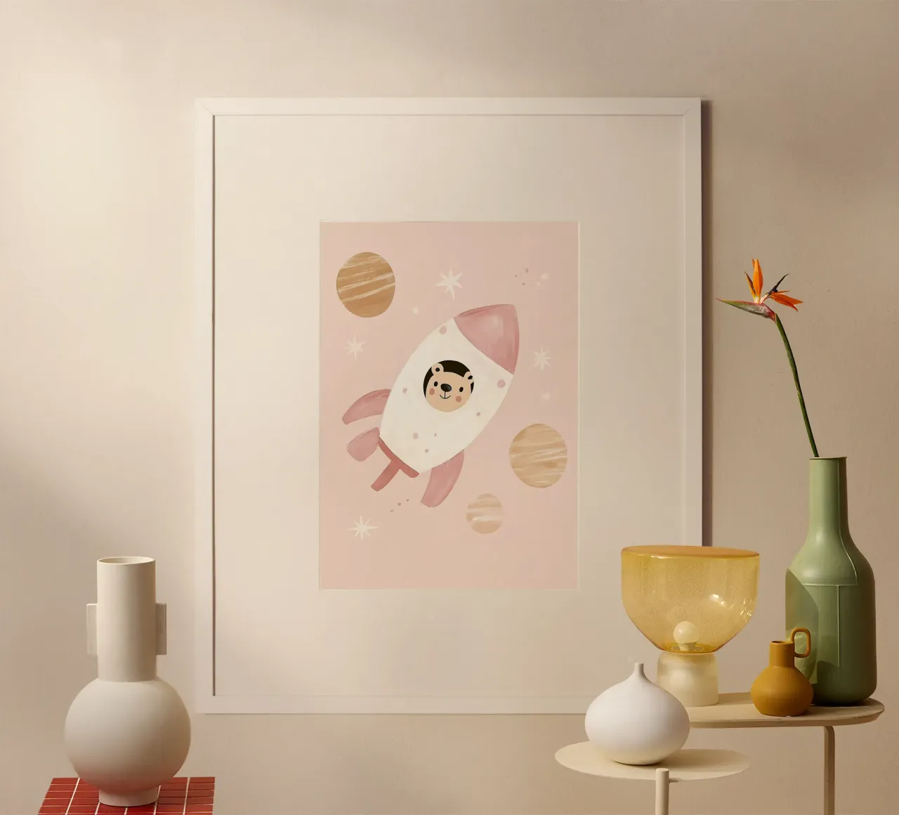 Ourson mignon dans l'espace, affiche de fusée, impression de chambre d'enfant, art de l'espace poster avec cadre en bois de Little Lola