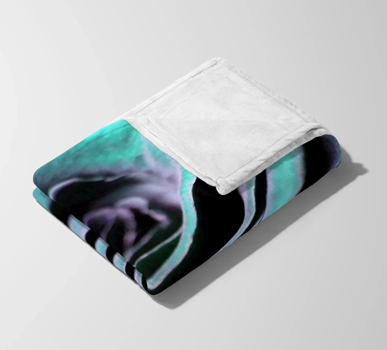 Rosa cangiante coperta in pile da PhotoVibe Decor