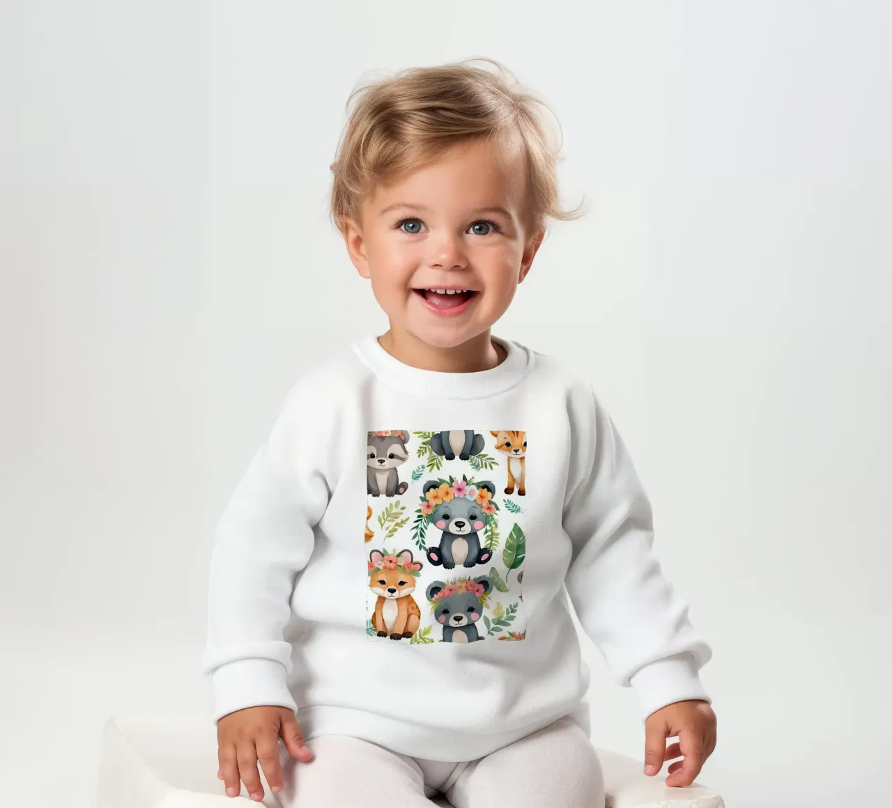 Simpáticas ilustraciones de animales como osos, zorros y mapaches sudadera de bebé de DesignDoodle
