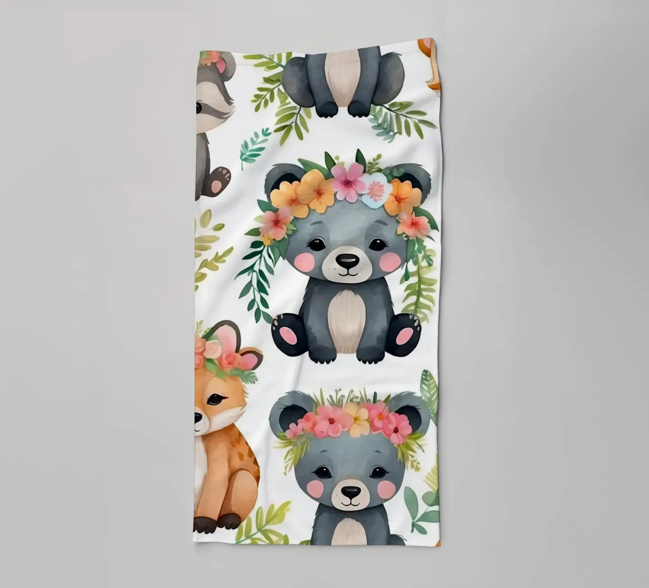 Simpatiche illustrazioni di animali con orsi, volpi e procioni asciugamano da bagno da DesignDoodle