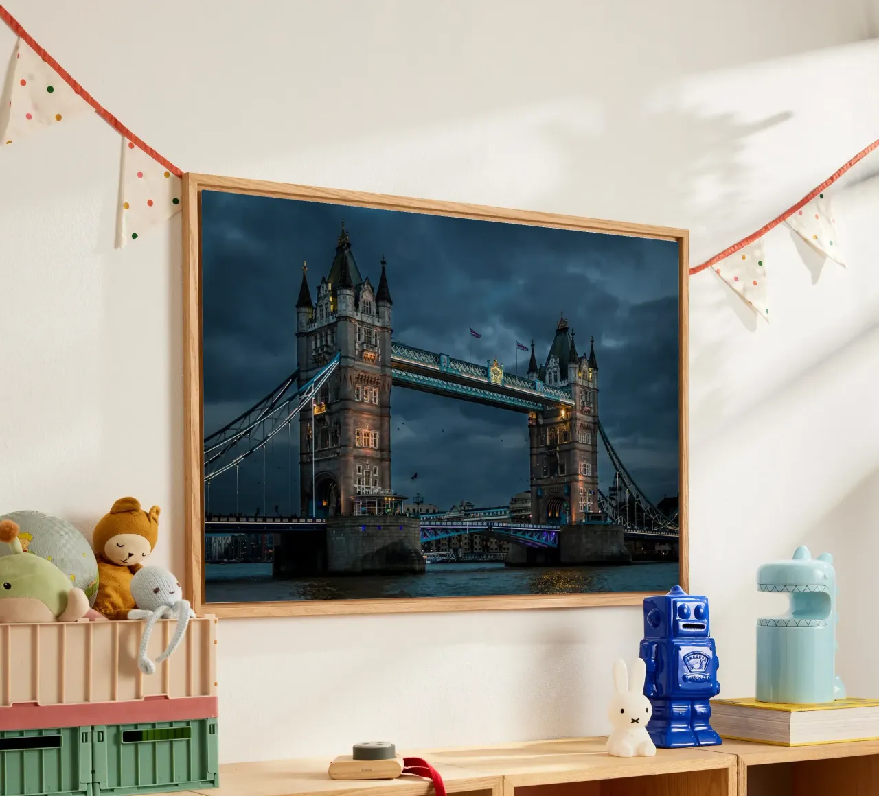Crepuscolo tempestoso al Tower Bridge, Londra, Regno Unito plexiglass da PhotoVibe Decor