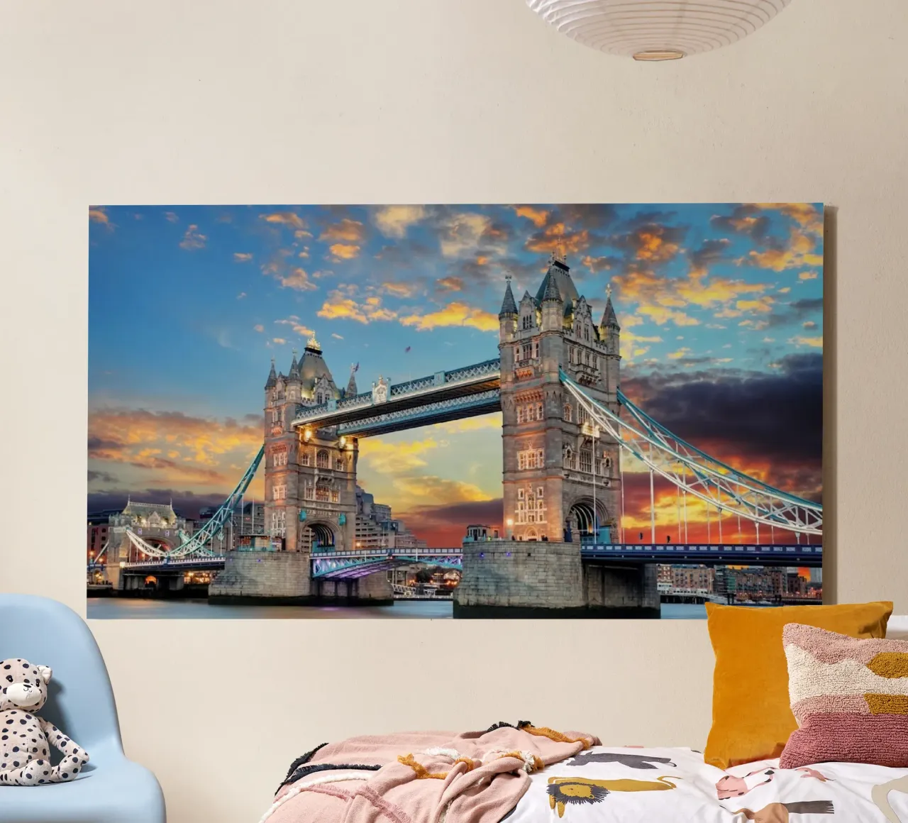 Crepuscolo sul Tower Bridge, Londra, Regno Unito tela con Cornice a cassetta da PhotoVibe Decor
