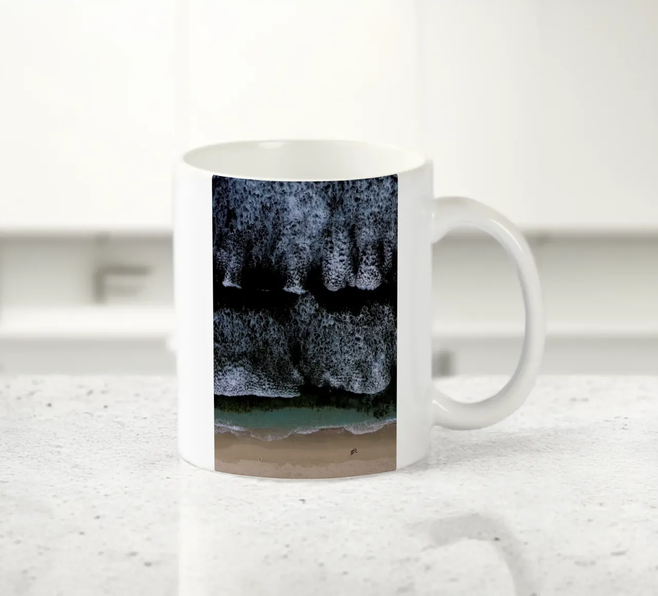 The Walk On A Calm Beach tazza in ceramica da Studio Nahili