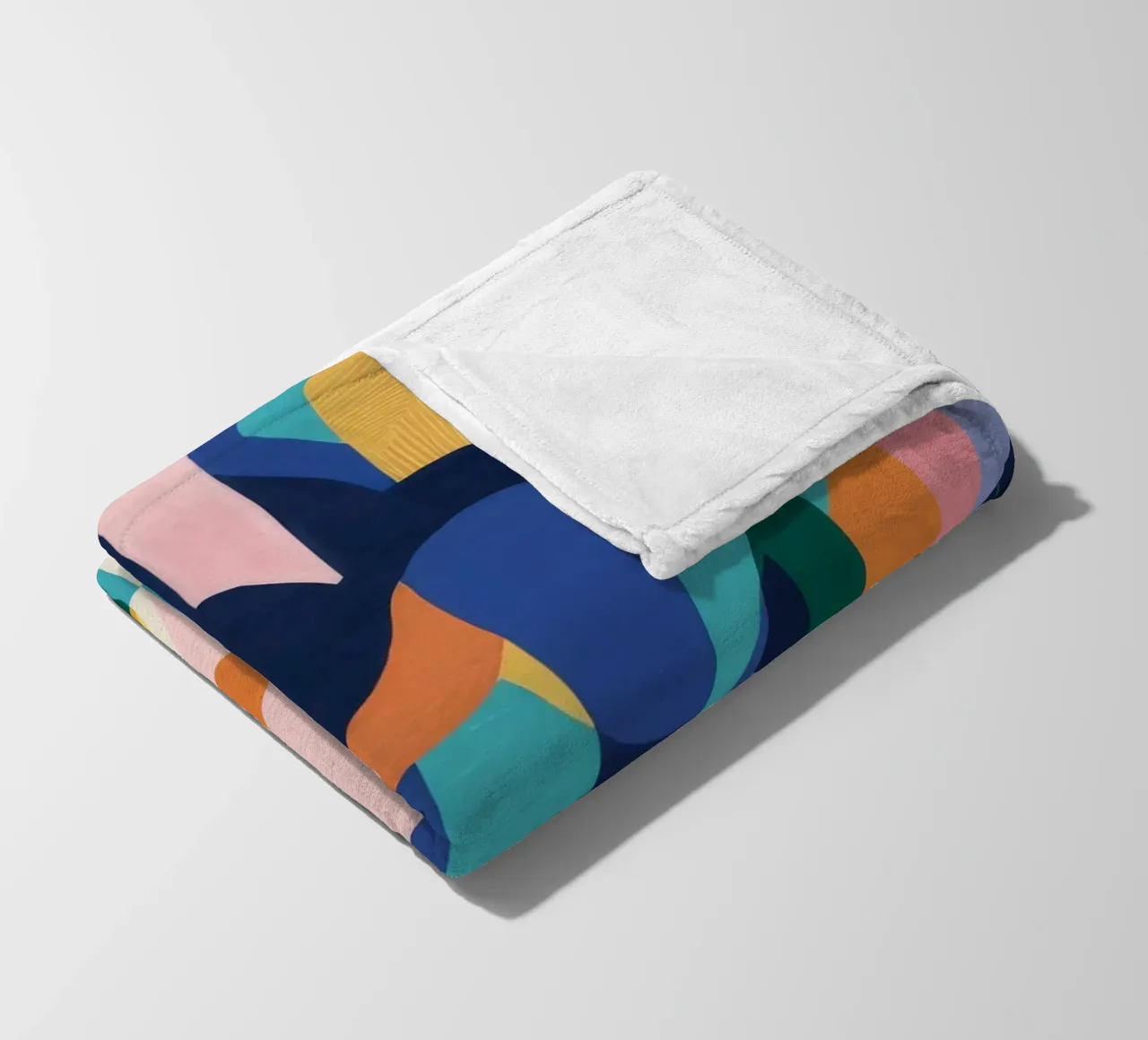 Forme ritmiche decostruite coperta in pile da Ember Stone