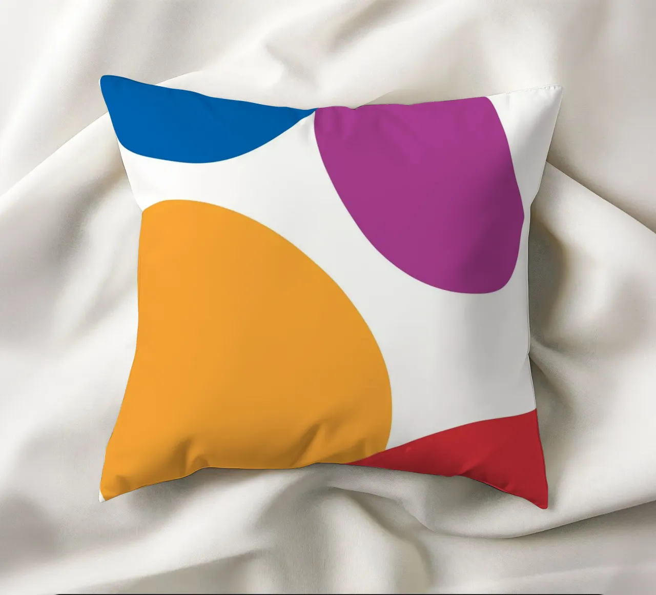 forme astratte e colorate cuscino da HicksShop