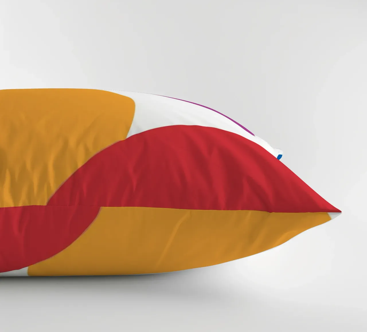 forme astratte e colorate cuscino da HicksShop