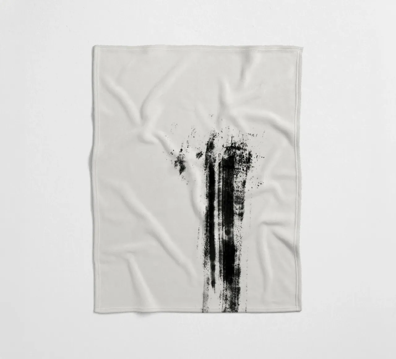 Abstract artwork with black brushstrokes and paint splatters coperta in pile da Imaginative
