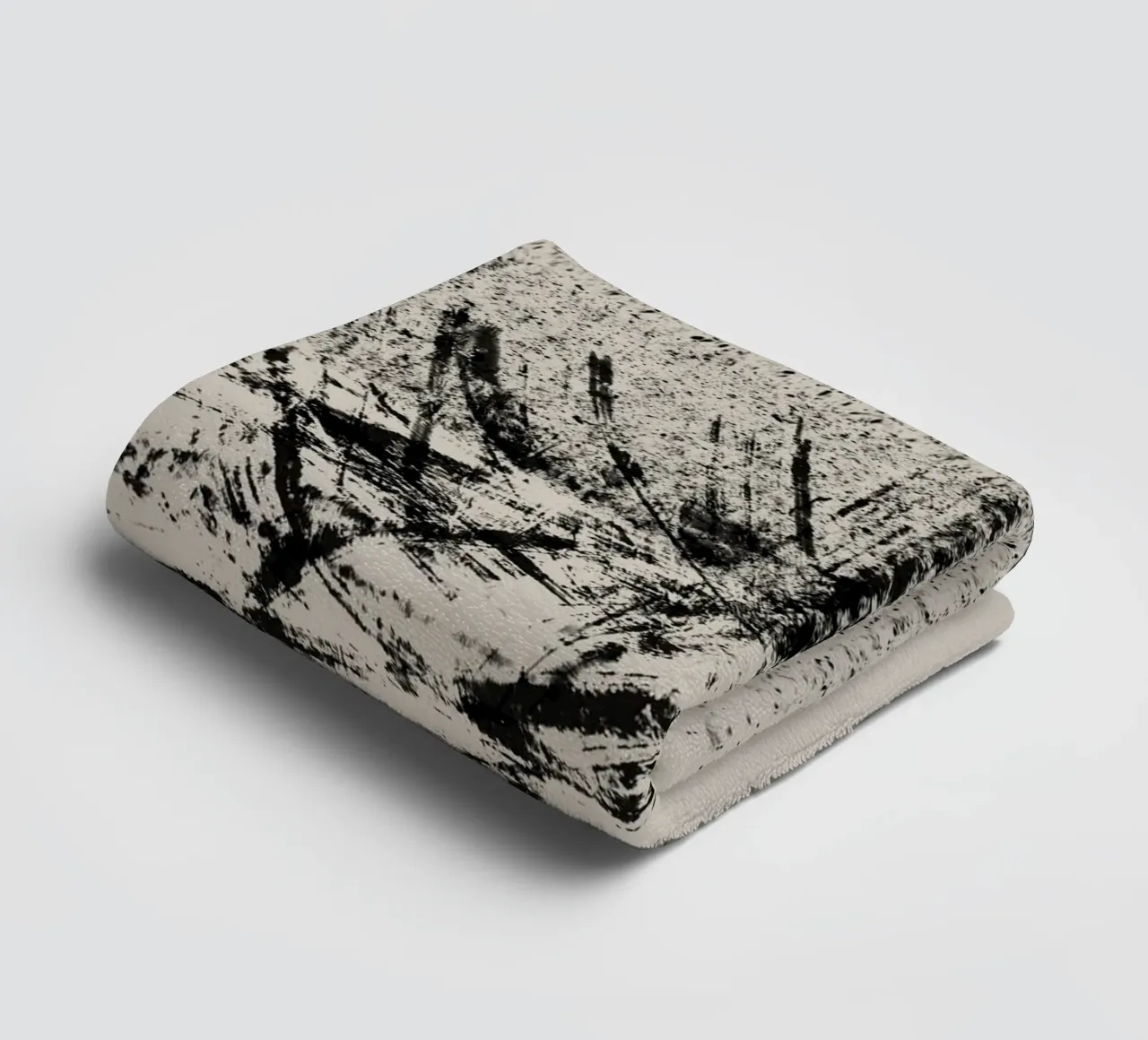 Pittura astratta con pennellate e texture nere asciugamano da bagno da Imaginative